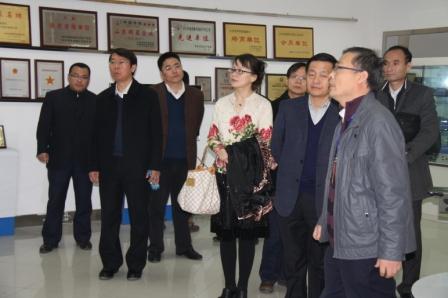 省政協常委、省科技廳副廳長徐茂波及省政協科技界委員蒞臨神戎參觀指導工作